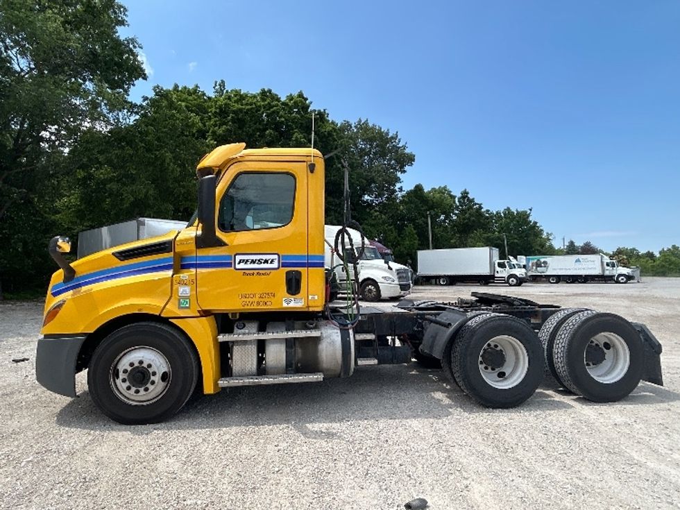 Day Cab Tractor-Heavy Duty Tractors-Freightliner-2020-T12664ST-La Porte-IN-469,595\n\t\tmiles-$ 41,500 - Image 4