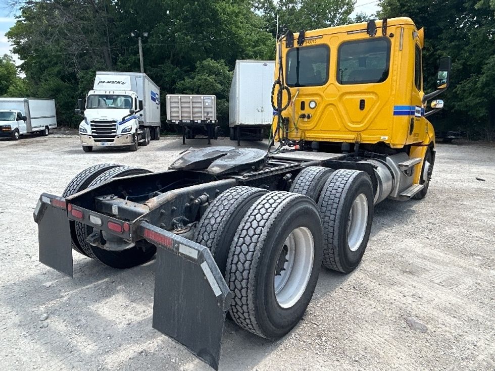 Day Cab Tractor-Heavy Duty Tractors-Freightliner-2020-T12664ST-La Porte-IN-469,595\n\t\tmiles-$ 41,500 - Image 7