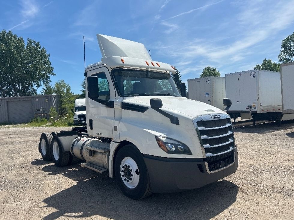 Day Cab Tractor-Heavy Duty Tractors-Freightliner-2020-T12664ST-La Porte-IN-545,944\n\t\tmiles-$ 36,500 - Image 1