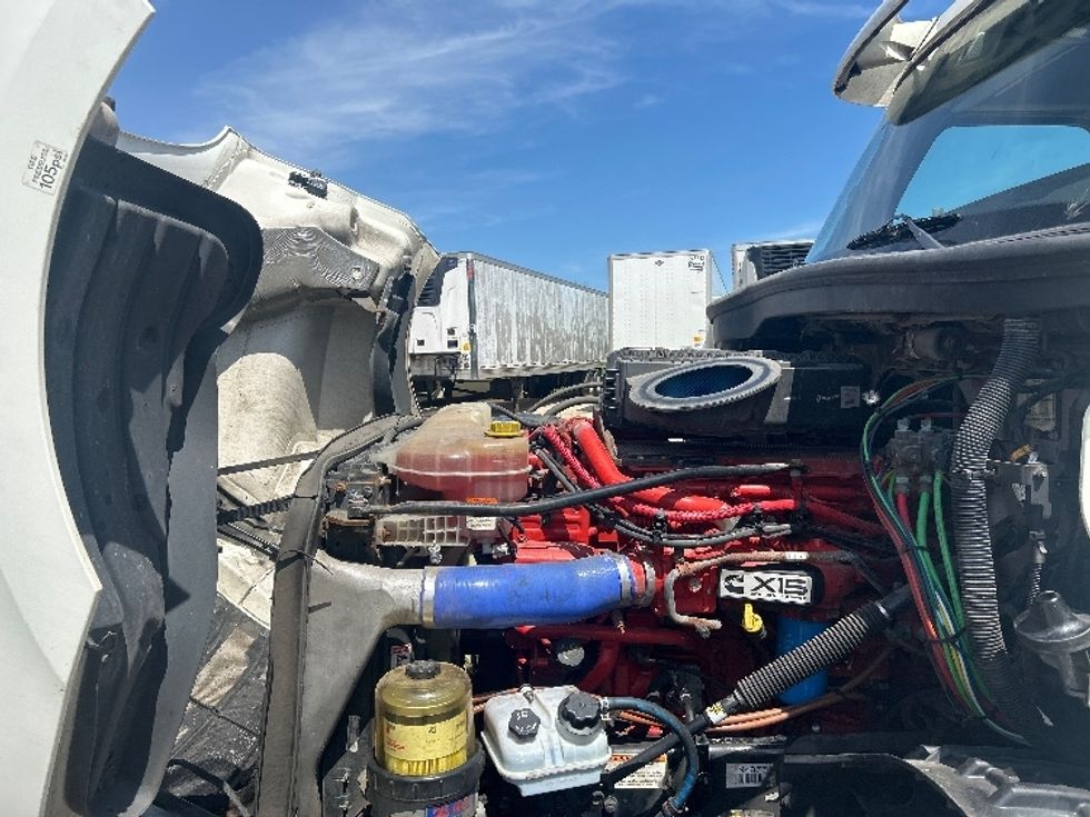 Day Cab Tractor-Heavy Duty Tractors-Freightliner-2020-T12664ST-La Porte-IN-545,944\n\t\tmiles-$ 36,500 - Image 16