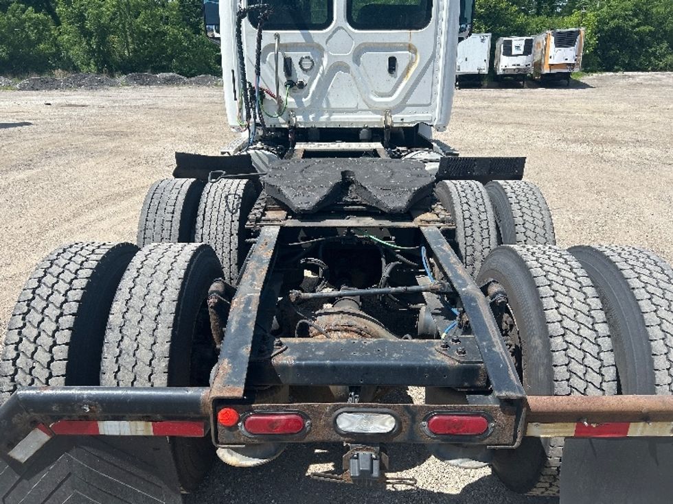 Day Cab Tractor-Heavy Duty Tractors-Freightliner-2020-T12664ST-La Porte-IN-545,944\n\t\tmiles-$ 36,500 - Image 6