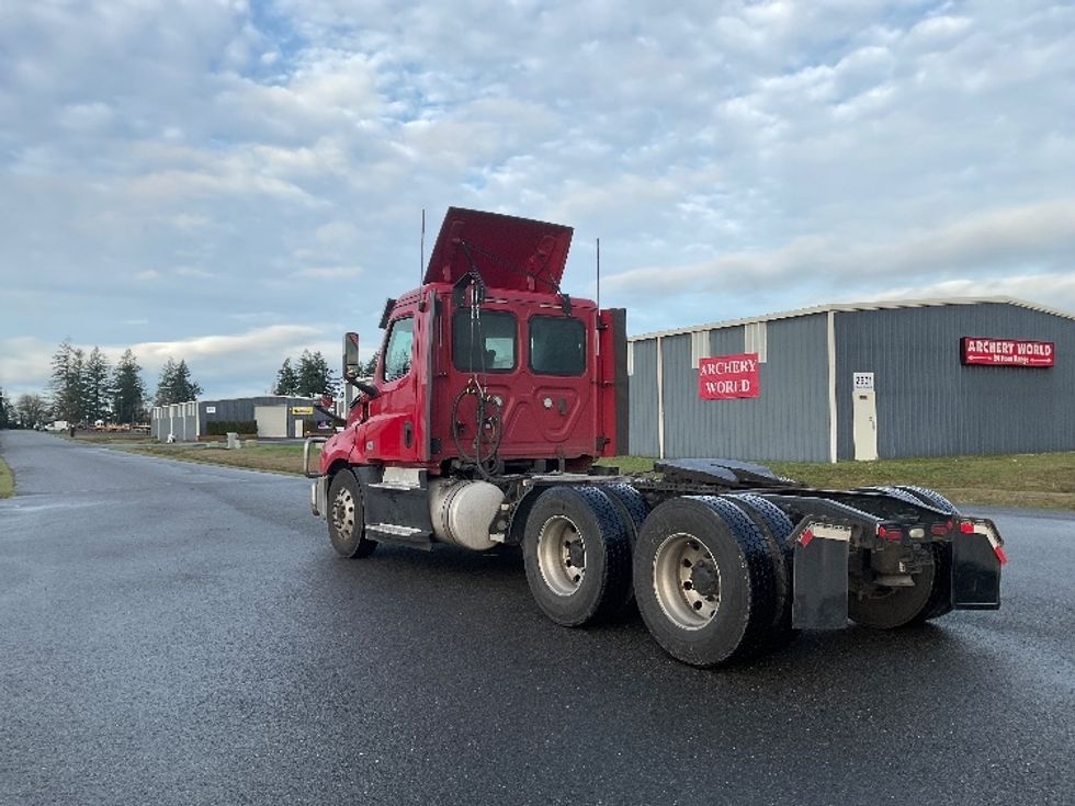 Day Cab Tractor-Heavy Duty Tractors-Freightliner-2020-T12664ST-Lacey-WA-412,166\n\t\tmiles-$ 51,250 - Image 5