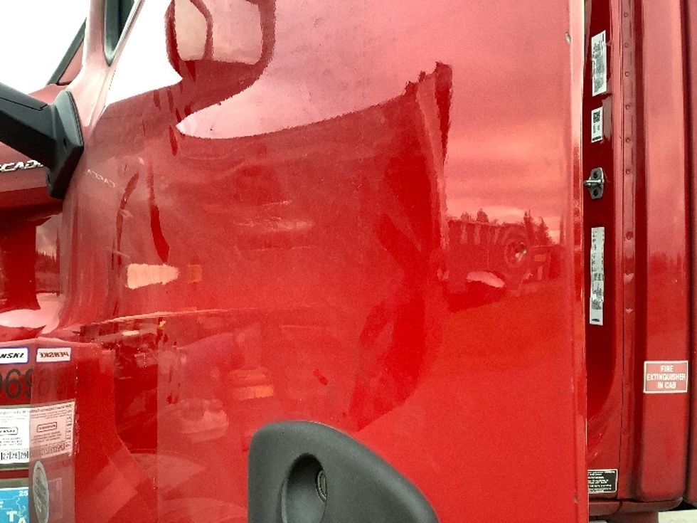 Day Cab Tractor-Heavy Duty Tractors-Freightliner-2020-T12664ST-Lacey-WA-415,049\n\t\tmiles-$ 50,250 - Image 20