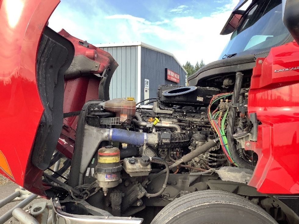 Day Cab Tractor-Heavy Duty Tractors-Freightliner-2020-T12664ST-Lacey-WA-471,650\n\t\tmiles-$ 47,000 - Image 16