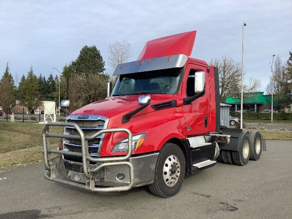 Day Cab Tractor-Heavy Duty Tractors-Freightliner-2020-T12664ST-Lacey-WA-471,650\n\t\tmiles-$ 47,000 - Image 3
