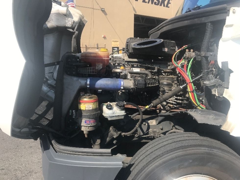 Day Cab Tractor-Heavy Duty Tractors-Freightliner-2020-T12664ST-Lacey-WA-655,135\n\t\tmiles-$ 34,500 - Image 16