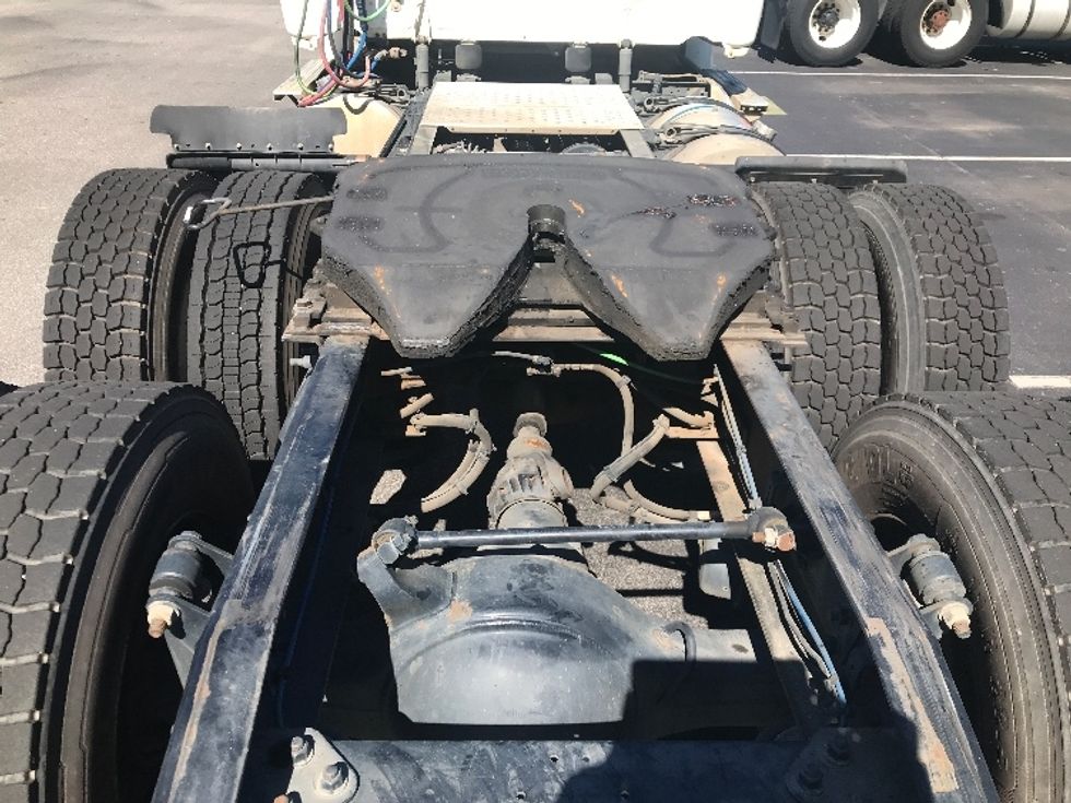 Day Cab Tractor-Heavy Duty Tractors-Freightliner-2020-T12664ST-Ladson-SC-164,699\n\t\tmiles-$ 65,250 - Image 6