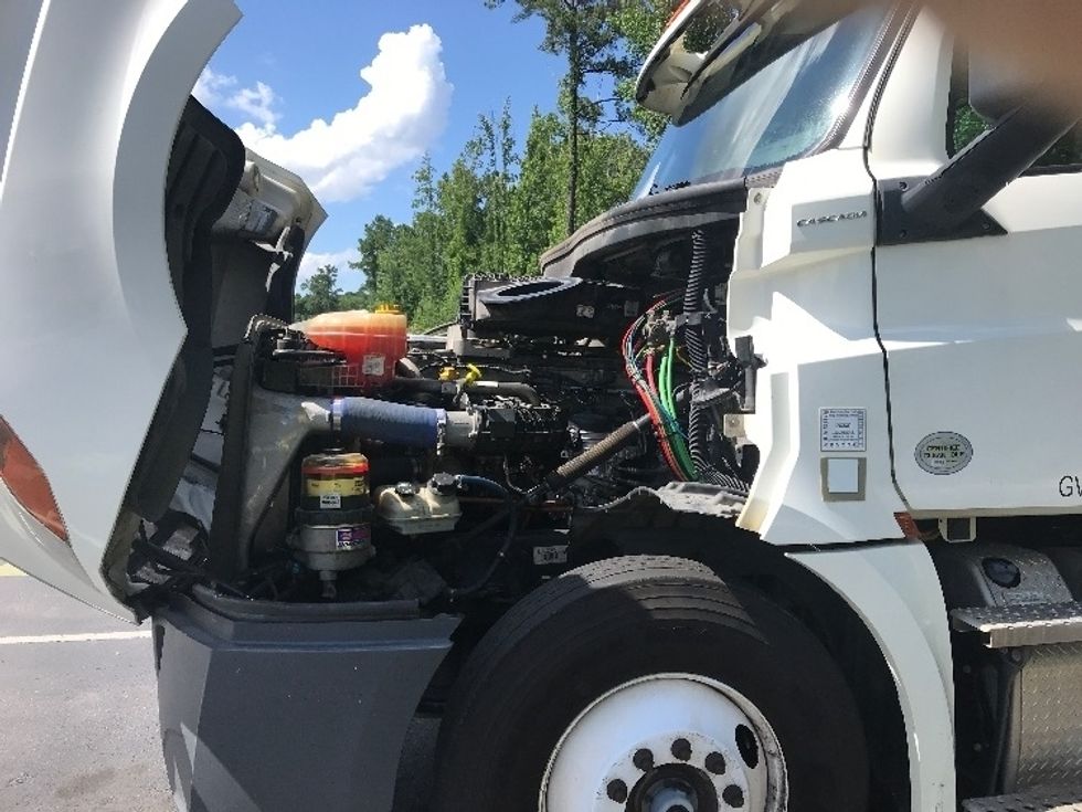 Day Cab Tractor-Heavy Duty Tractors-Freightliner-2020-T12664ST-Ladson-SC-165,779\n\t\tmiles-$ 65,000 - Image 16