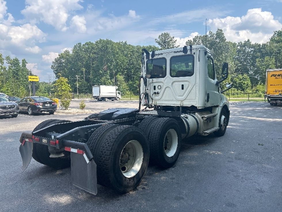 Day Cab Tractor-Heavy Duty Tractors-Freightliner-2020-T12664ST-Ladson-SC-270,733\n\t\tmiles-$ 53,000 - Image 7