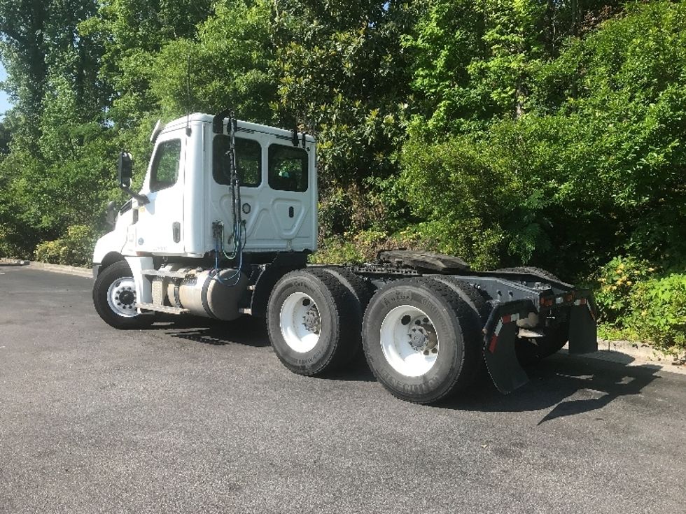 Day Cab Tractor-Heavy Duty Tractors-Freightliner-2020-T12664ST-Ladson-SC-271,169\n\t\tmiles-$ 50,000 - Image 5