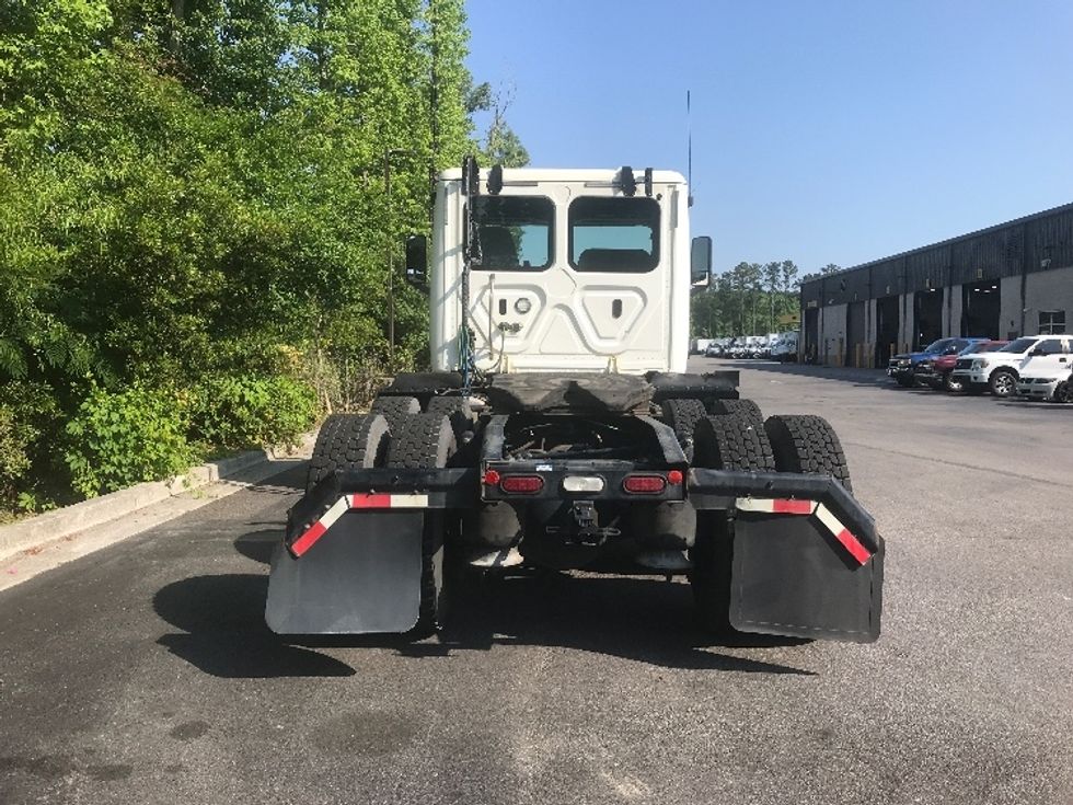 Day Cab Tractor-Heavy Duty Tractors-Freightliner-2020-T12664ST-Ladson-SC-271,169\n\t\tmiles-$ 50,000 - Image 6