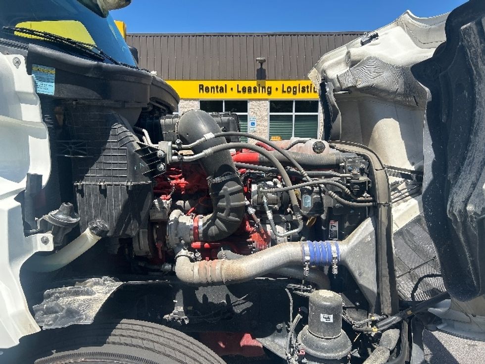 Day Cab Tractor-Heavy Duty Tractors-Freightliner-2020-T12664ST-Ladson-SC-290,551\n\t\tmiles-$ 53,250 - Image 15