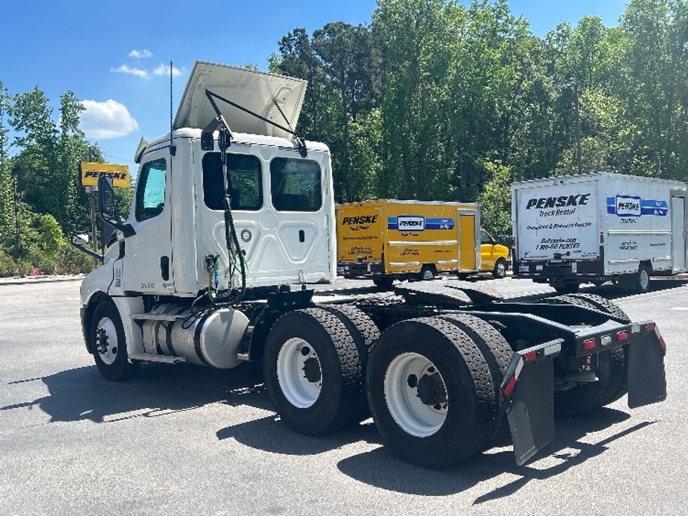 Day Cab Tractor-Heavy Duty Tractors-Freightliner-2020-T12664ST-Ladson-SC-290,551\n\t\tmiles-$ 53,250 - Image 5
