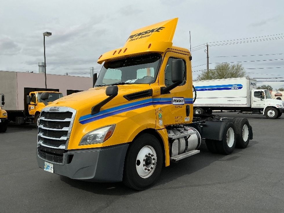 Day Cab Tractor-Heavy Duty Tractors-Freightliner-2020-T12664ST-Las Vegas-NV-214,533\n\t\tmiles-$ 59,500 - Image 3