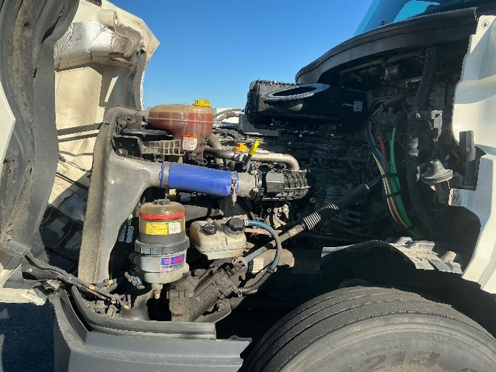 Day Cab Tractor-Heavy Duty Tractors-Freightliner-2020-T12664ST-Lexington-KY-334,535\n\t\tmiles-$ 53,250 - Image 16