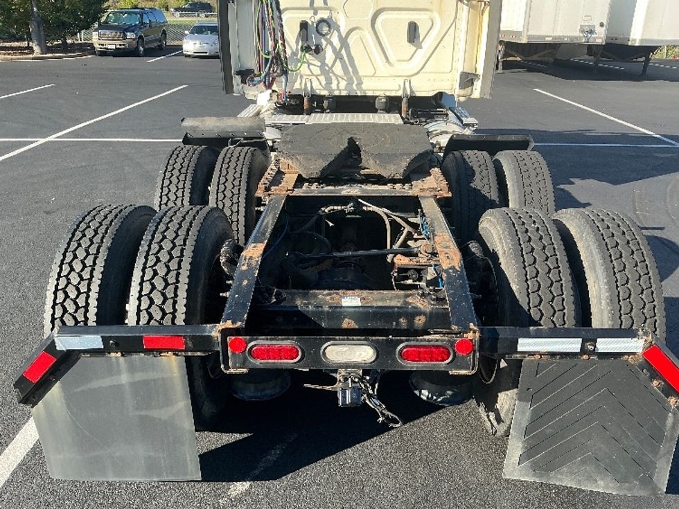 Day Cab Tractor-Heavy Duty Tractors-Freightliner-2020-T12664ST-Lexington-KY-334,535\n\t\tmiles-$ 53,250 - Image 6