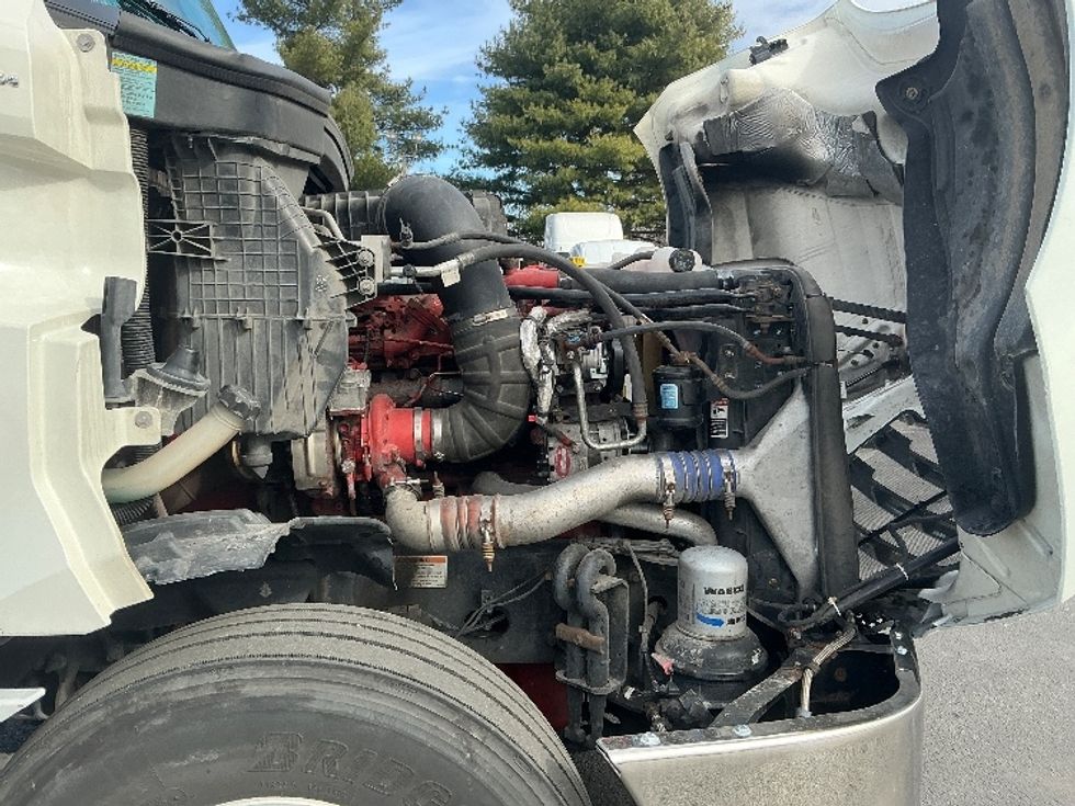 Day Cab Tractor-Heavy Duty Tractors-Freightliner-2020-T12664ST-Lexington-KY-602,534\n\t\tmiles-$ 29,000 - Image 15