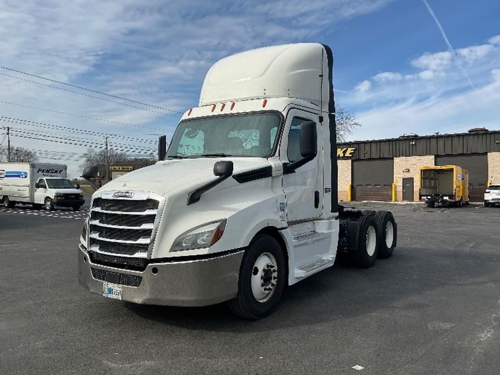 Day Cab Tractor-Heavy Duty Tractors-Freightliner-2020-T12664ST-Lexington-KY-602,534\n\t\tmiles-$ 29,000 - Image 3