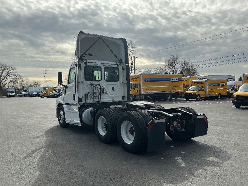 Day Cab Tractor-Heavy Duty Tractors-Freightliner-2020-T12664ST-Lexington-KY-602,534\n\t\tmiles-$ 29,000 - Image 5