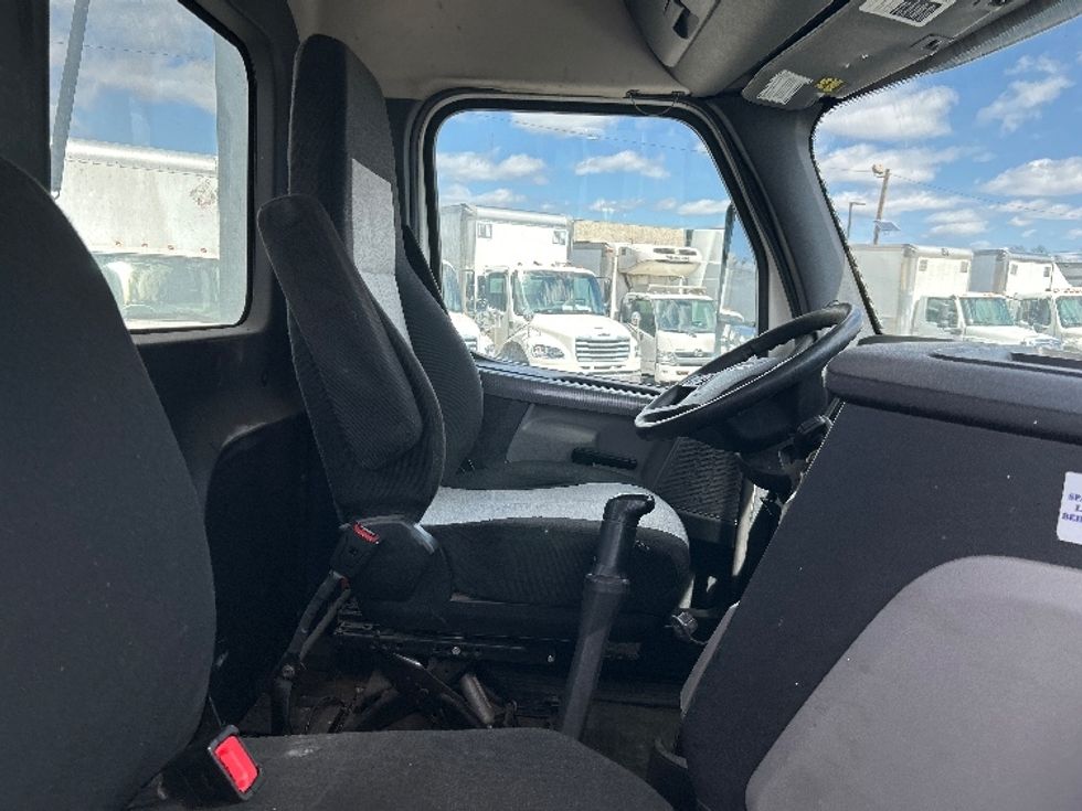 Day Cab Tractor-Heavy Duty Tractors-Freightliner-2020-T12664ST-Linden-NJ-269,168\n\t\tmiles-$ 39,750 - Image 14