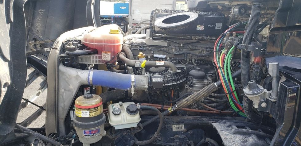 Day Cab Tractor-Heavy Duty Tractors-Freightliner-2020-T12664ST-Little Rock-AR-209,900\n\t\tmiles-$ 58,750 - Image 16