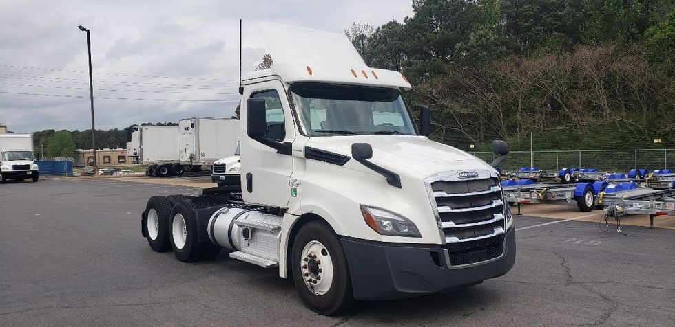 Day Cab Tractor-Heavy Duty Tractors-Freightliner-2020-T12664ST-Little Rock-AR-346,496\n\t\tmiles-$ 52,750 - Image 1