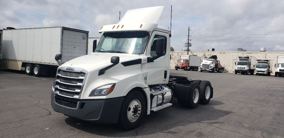 Day Cab Tractor-Heavy Duty Tractors-Freightliner-2020-T12664ST-Little Rock-AR-346,496\n\t\tmiles-$ 52,750 - Image 3