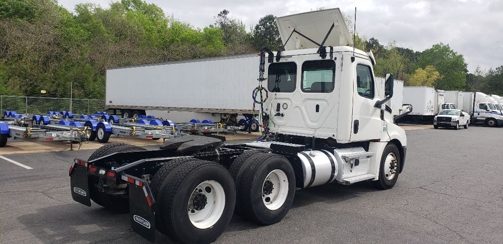 Day Cab Tractor-Heavy Duty Tractors-Freightliner-2020-T12664ST-Little Rock-AR-346,496\n\t\tmiles-$ 52,750 - Image 7