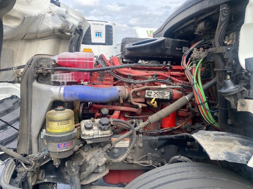 Day Cab Tractor-Heavy Duty Tractors-Freightliner-2020-T12664ST-Louisville-KY-361,168\n\t\tmiles-$ 55,500 - Image 16