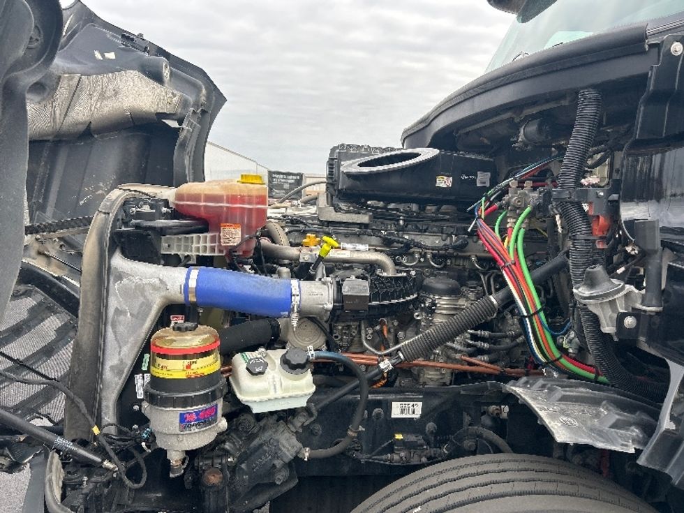 Day Cab Tractor-Heavy Duty Tractors-Freightliner-2020-T12664ST-Lowell-AR-337,456\n\t\tmiles-$ 50,750 - Image 16