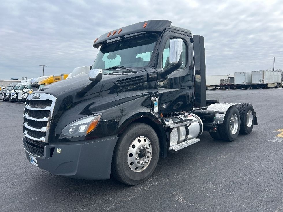 Day Cab Tractor-Heavy Duty Tractors-Freightliner-2020-T12664ST-Lowell-AR-337,456\n\t\tmiles-$ 50,750 - Image 3
