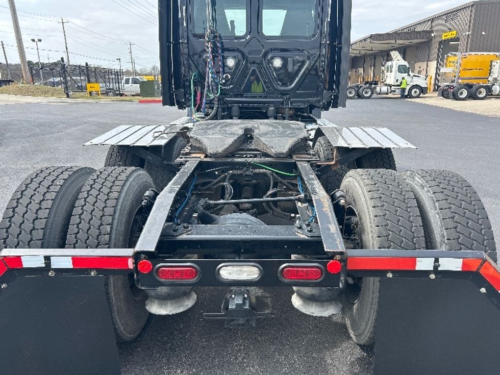 Day Cab Tractor-Heavy Duty Tractors-Freightliner-2020-T12664ST-Lowell-AR-352,384\n\t\tmiles-$ 50,000 - Image 6