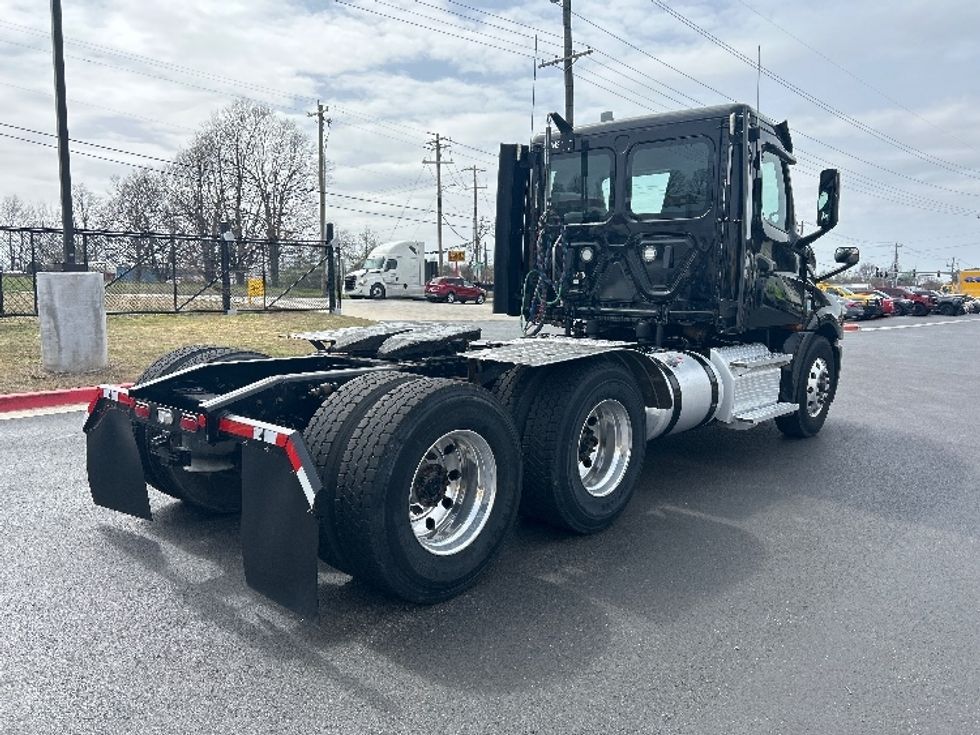 Day Cab Tractor-Heavy Duty Tractors-Freightliner-2020-T12664ST-Lowell-AR-352,384\n\t\tmiles-$ 50,000 - Image 7