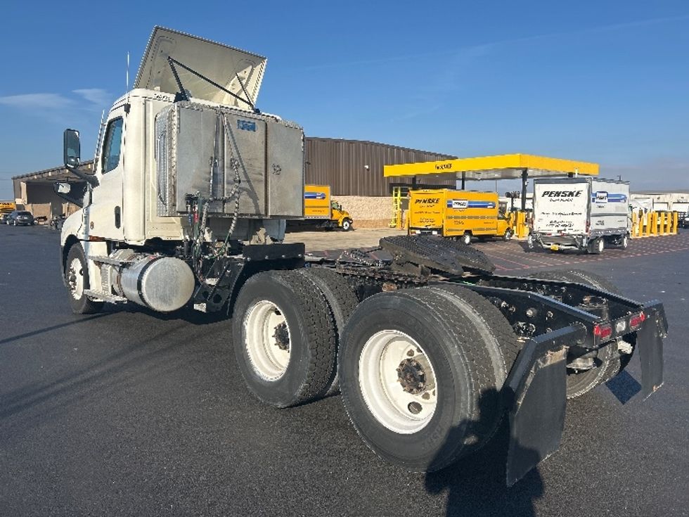 Day Cab Tractor-Heavy Duty Tractors-Freightliner-2020-T12664ST-Lowell-AR-482,637\n\t\tmiles-$ 41,250 - Image 5