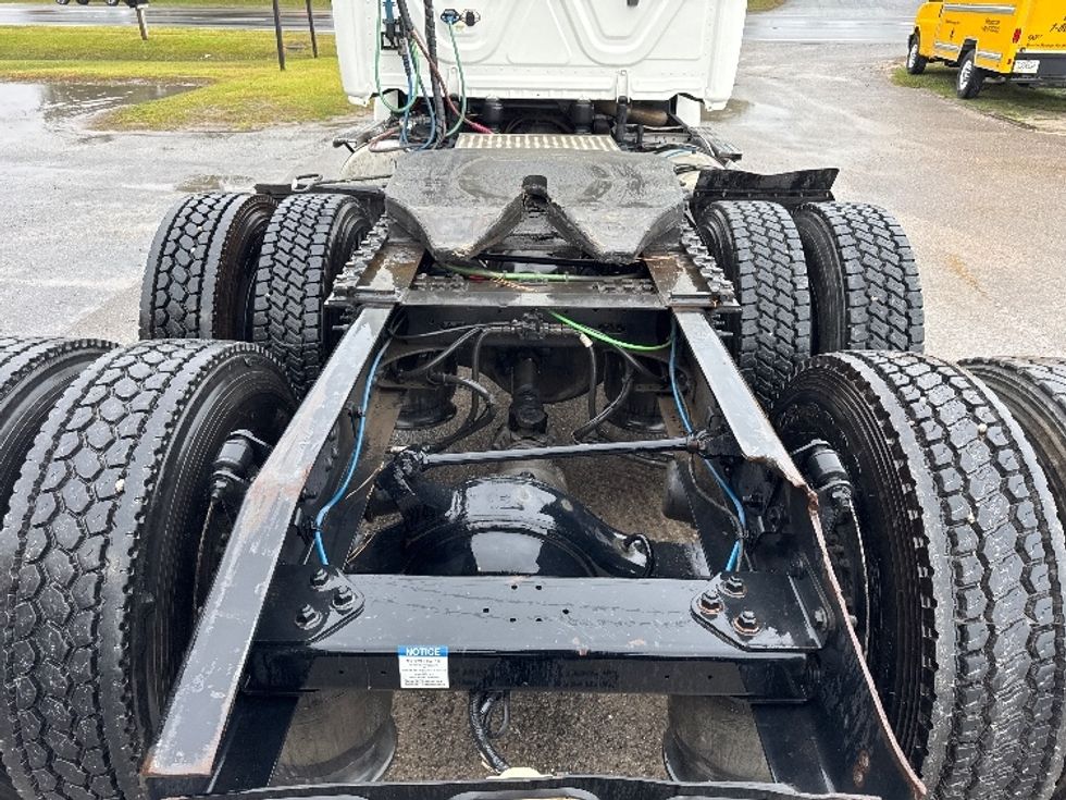 Day Cab Tractor-Heavy Duty Tractors-Freightliner-2020-T12664ST-Mebane-NC-291,632\n\t\tmiles-$ 74,500 - Image 6