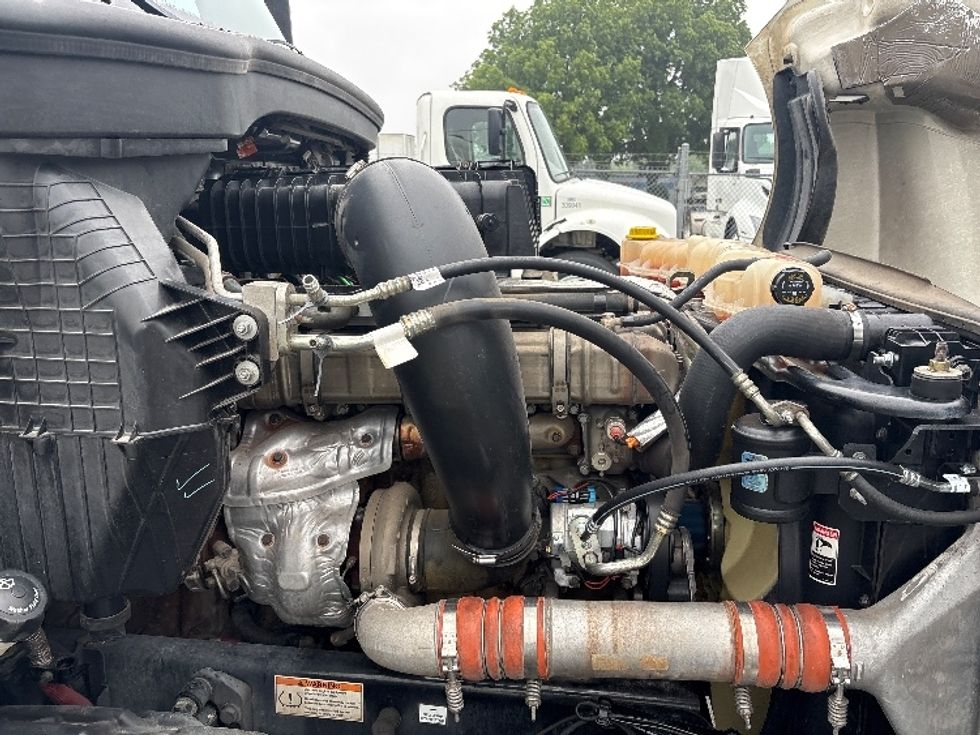 Day Cab Tractor-Heavy Duty Tractors-Freightliner-2020-T12664ST-Mebane-NC-415,264\n\t\tmiles-$ 45,000 - Image 15