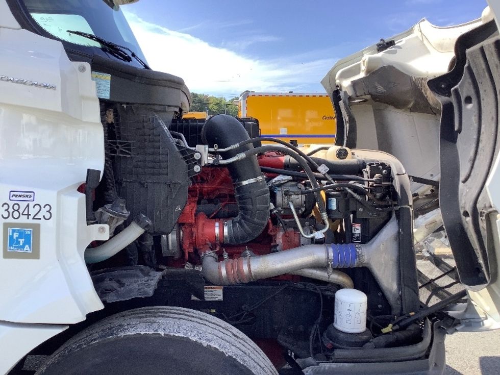 Day Cab Tractor-Heavy Duty Tractors-Freightliner-2020-T12664ST-Mebane-NC-474,275\n\t\tmiles-$ 47,000 - Image 15