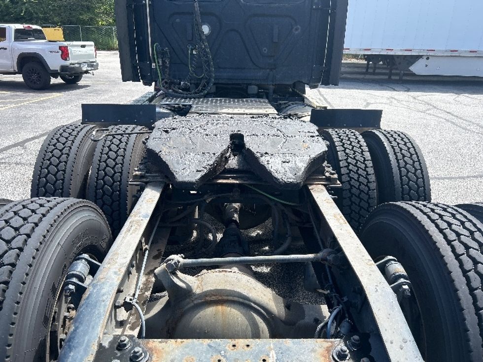 Day Cab Tractor-Heavy Duty Tractors-Freightliner-2020-T12664ST-Middlefield-OH-245,964\n\t\tmiles-$ 58,000 - Image 6