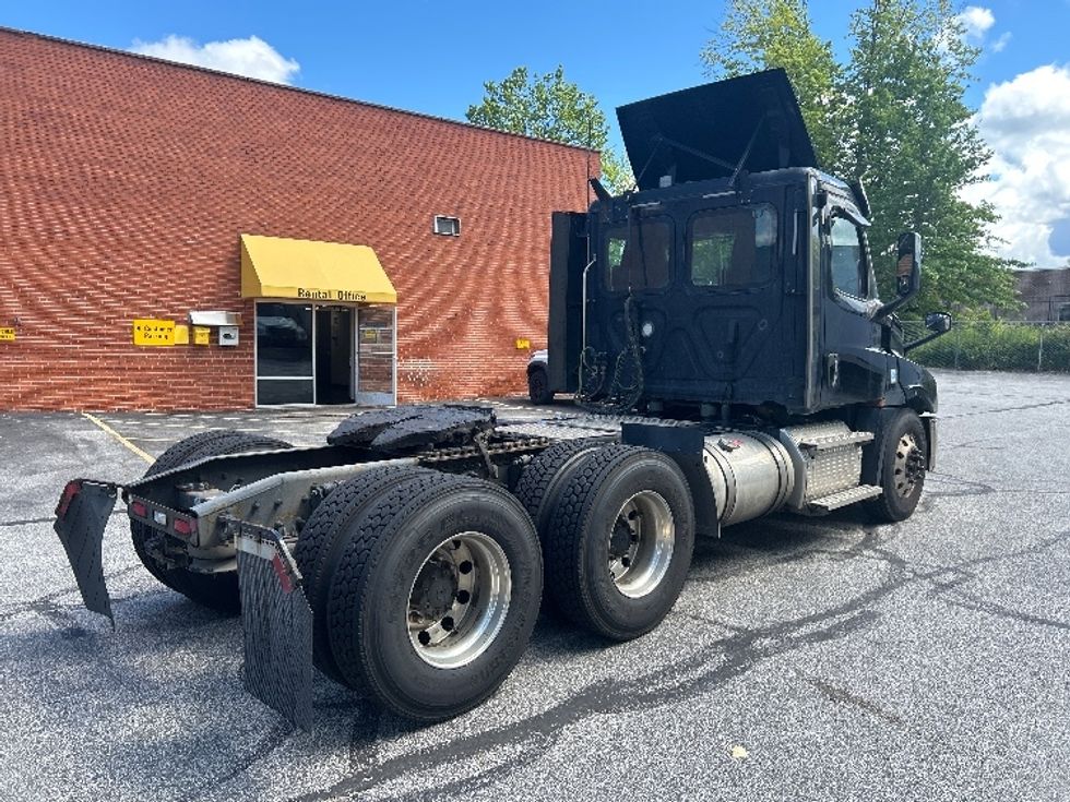 Day Cab Tractor-Heavy Duty Tractors-Freightliner-2020-T12664ST-Middlefield-OH-245,964\n\t\tmiles-$ 58,000 - Image 7