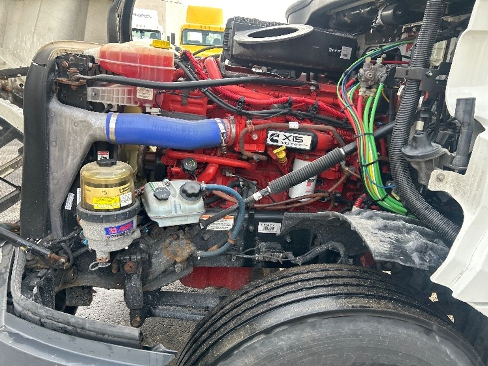 Day Cab Tractor-Heavy Duty Tractors-Freightliner-2020-T12664ST-Middlefield-OH-407,038\n\t\tmiles-$ 47,000 - Image 16