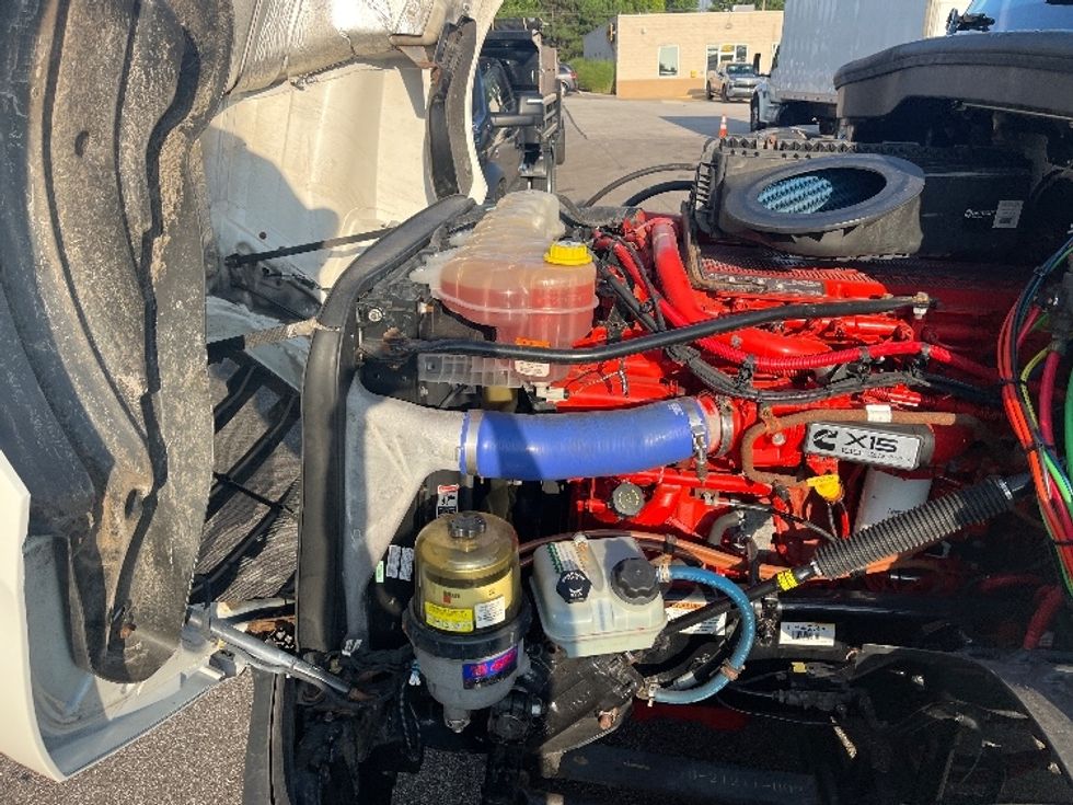 Day Cab Tractor-Heavy Duty Tractors-Freightliner-2020-T12664ST-Middlefield-OH-493,442\n\t\tmiles-$ 44,000 - Image 15