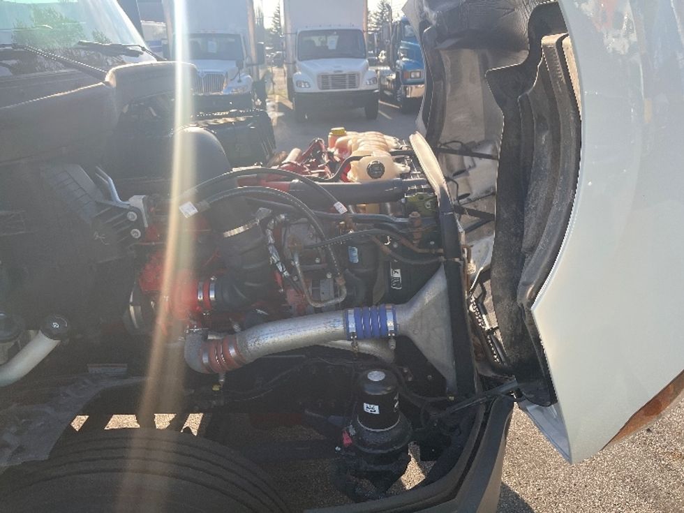 Day Cab Tractor-Heavy Duty Tractors-Freightliner-2020-T12664ST-Middlefield-OH-493,442\n\t\tmiles-$ 44,000 - Image 16