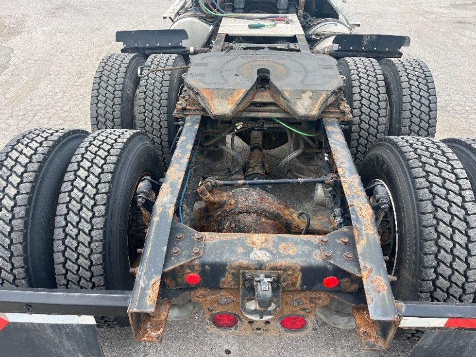 Day Cab Tractor-Heavy Duty Tractors-Freightliner-2020-T12664ST-Middlefield-OH-493,442\n\t\tmiles-$ 44,000 - Image 6