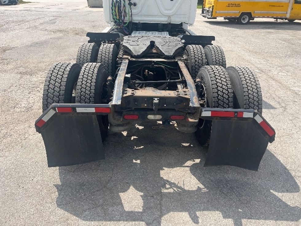 Day Cab Tractor-Heavy Duty Tractors-Freightliner-2020-T12664ST-Middlefield-OH-543,361\n\t\tmiles-$ 39,250 - Image 6