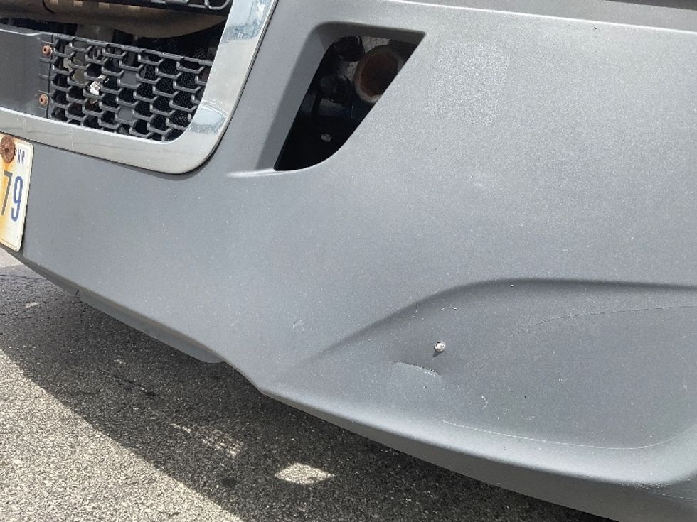 Day Cab Tractor-Heavy Duty Tractors-Freightliner-2020-T12664ST-Milwaukee-WI-322,612\n\t\tmiles-$ 52,500 - Image 19