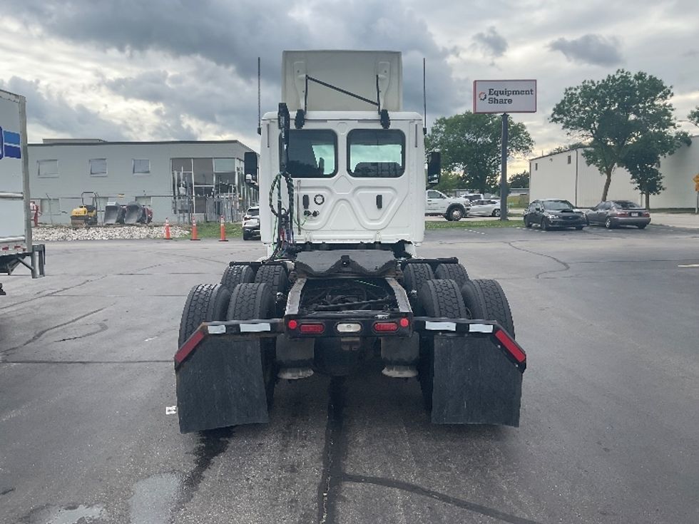 Day Cab Tractor-Heavy Duty Tractors-Freightliner-2020-T12664ST-Milwaukee-WI-425,142\n\t\tmiles-$ 52,000 - Image 6