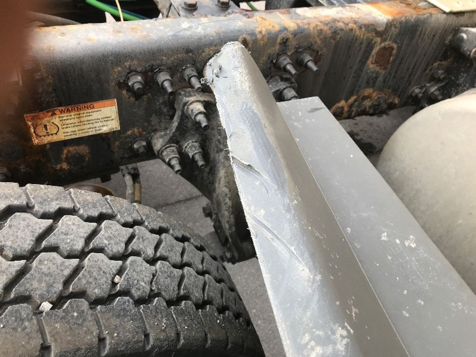 Day Cab Tractor-Heavy Duty Tractors-Freightliner-2020-T12664ST-Minoa-NY-418,530\n\t\tmiles-$ 39,500 - Image 18