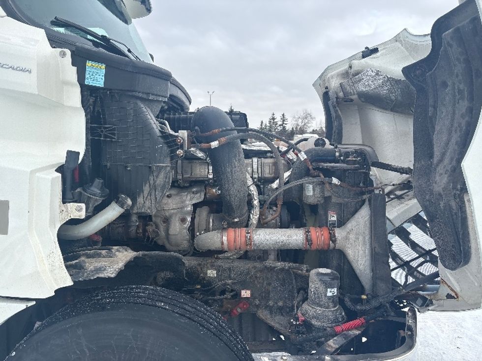 Day Cab Tractor-Heavy Duty Tractors-Freightliner-2020-T12664ST-Mississauga-ON-538,980\n\t\tkm-$ 64,500 - Image 15