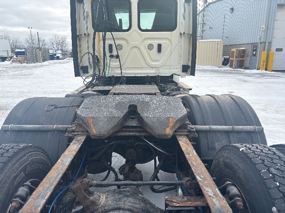 Day Cab Tractor-Heavy Duty Tractors-Freightliner-2020-T12664ST-Mississauga-ON-538,980\n\t\tkm-$ 64,500 - Image 6