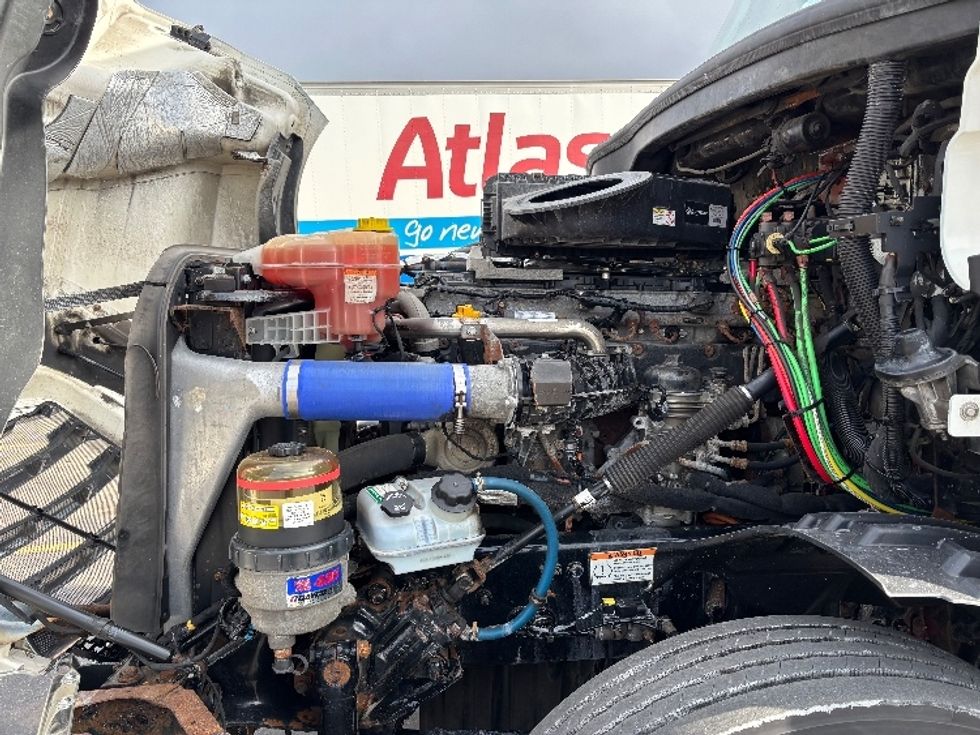 Day Cab Tractor-Heavy Duty Tractors-Freightliner-2020-T12664ST-Mississauga-ON-543,173\n\t\tkm-$ 61,500 - Image 16